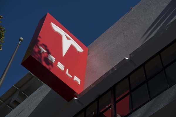 配资知识网 配资 自动辅助驾驶出车祸 特斯拉被判赔2.43亿美元